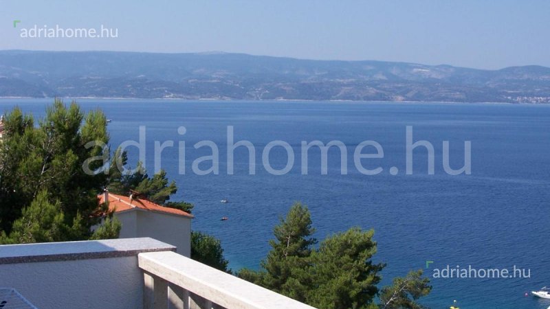 Omiš area - New apartments 70 m from the sea!