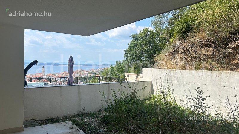 Crikvenica – Újépítésű, földszinti lakás tágas kerttel
