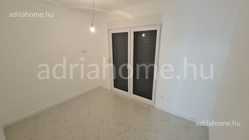 Čiovo - Apartmani u novogradnji blizu mora sa pogledom