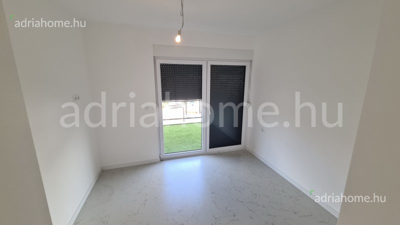 Čiovo - Apartmani u novogradnji blizu mora sa pogledom