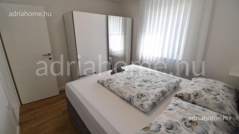 Crikvenica – Two-bedroom apartment with sea view