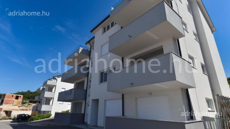 Crikvenica – Two-bedroom apartment with sea view