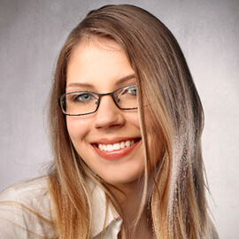 Oroszi Angéla